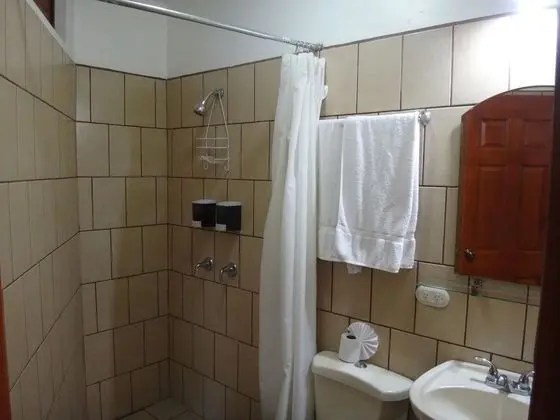 Standard Oda, Havuz Manzaralı (2 full beds )