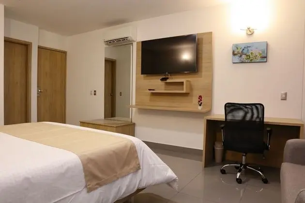 Premium Tek Büyük Yataklı Oda