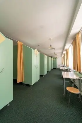 Ortak Ranzalı Oda, Karma Ranzalı Oda (Bed in 12-Bed Dormitory Room)