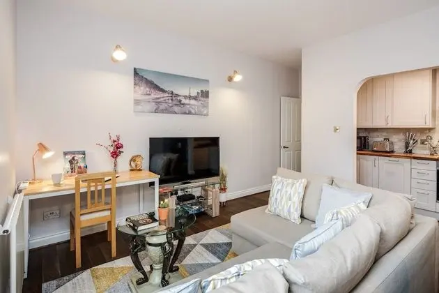 Business Apart Daire, Özel Banyo, Bahçe Manzaralı (42AC)
