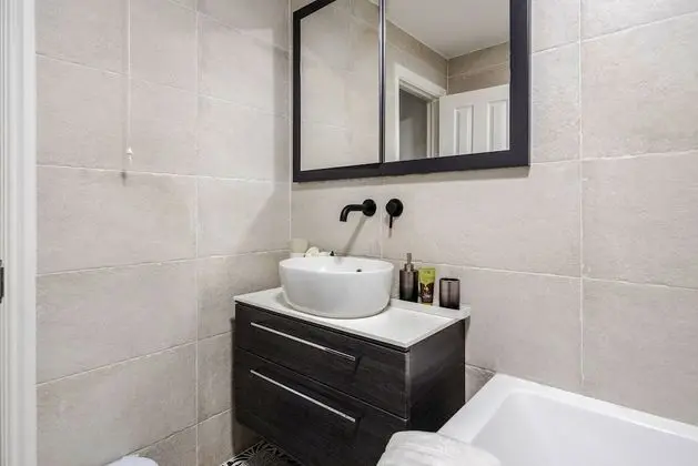 Business Apart Daire, Özel Banyo, Bahçe Manzaralı (42AC)