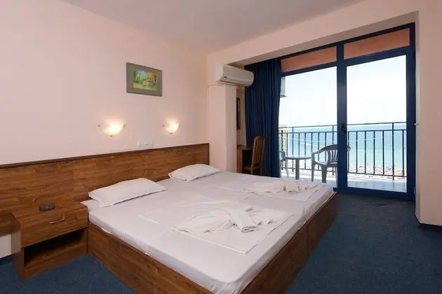 Standard Twin Room, Sea View