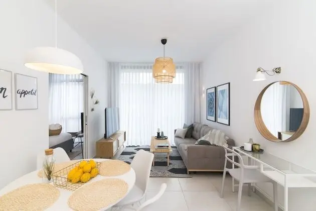 Deluxe One Bedroom Apartment - House No. 29