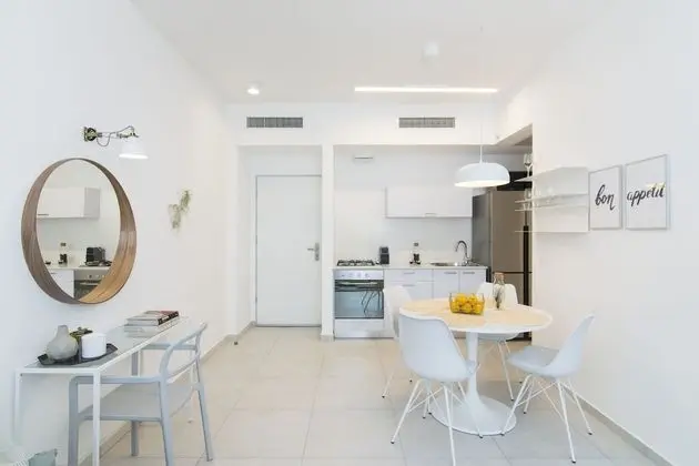 Deluxe One Bedroom Apartment - House No. 29