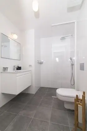 Deluxe One Bedroom Apartment - House No. 29