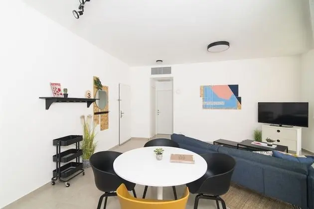 One Bedroom Apartment with Balcony - House No. 29