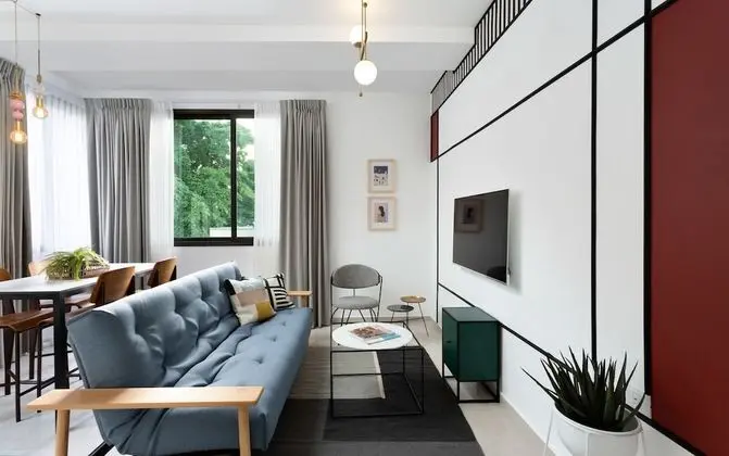 Deluxe One Bedroom Apartment