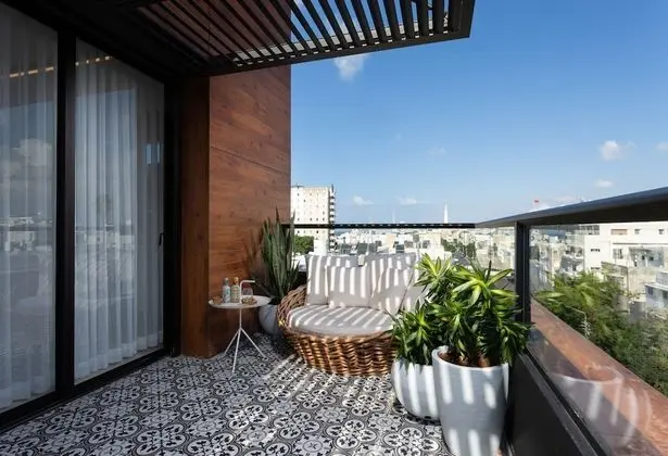 Two Bedroom Penthouse with Balcony