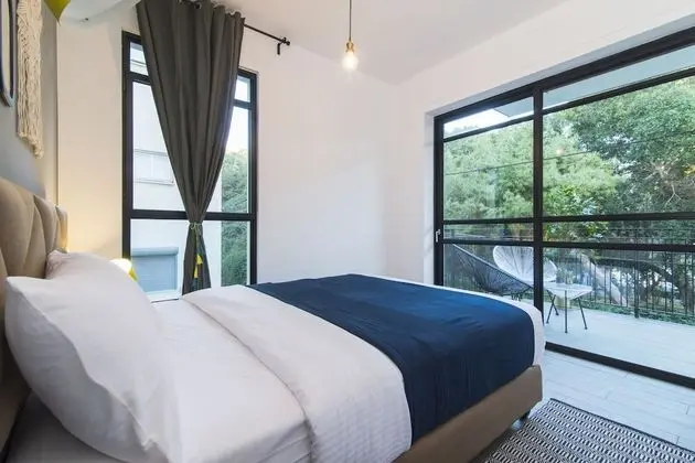 Two Bedroom Apartment with Balcony