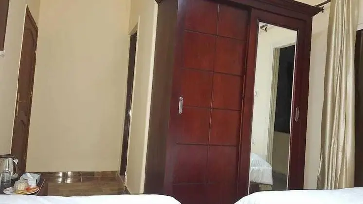 Tek Büyük Yataklı Oda