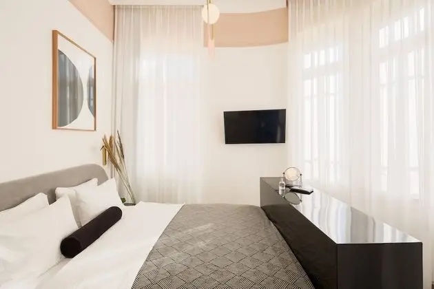 Two Bedroom Apartment with Balcony