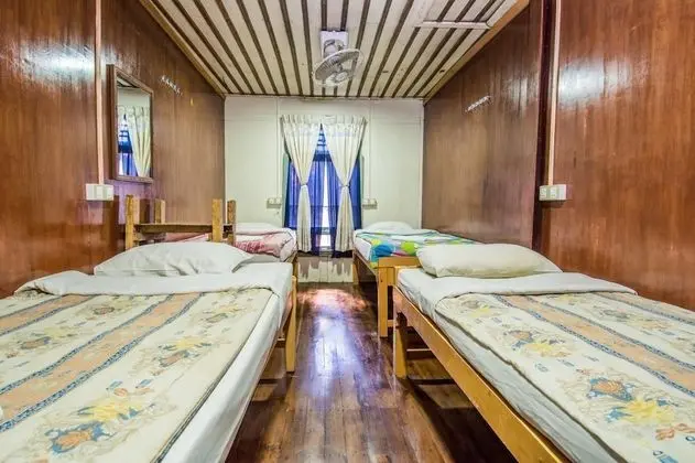 Ortak Ranzalı Oda (Bed in 4-Bed with Fan)