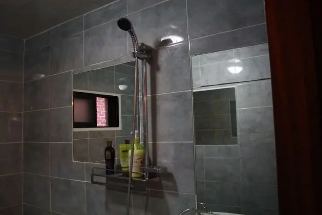 İki Ayrı Yataklı Oda, Ortak Banyo (Bunk Bed, Foreigners only)