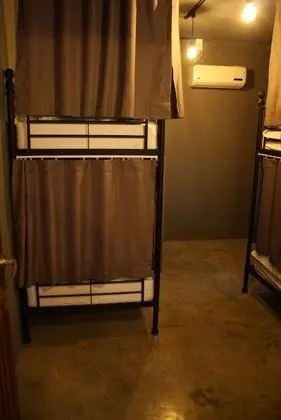 Ortak Ranzalı Oda, Sadece kadınlar için, Ortak Banyo (4-person, Foreigners only)