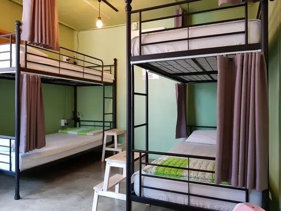 Ortak Ranzalı Oda, Sadece kadınlar için, Ortak Banyo (6-person, Foreigners only)