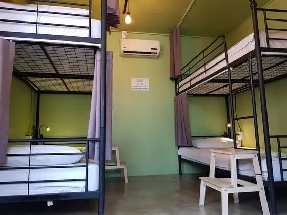 Ortak Ranzalı Oda, Sadece kadınlar için, Ortak Banyo (6-person, Foreigners only)