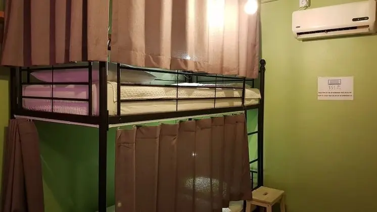 Ortak Ranzalı Oda, Sadece kadınlar için, Ortak Banyo (6-person, Foreigners only)