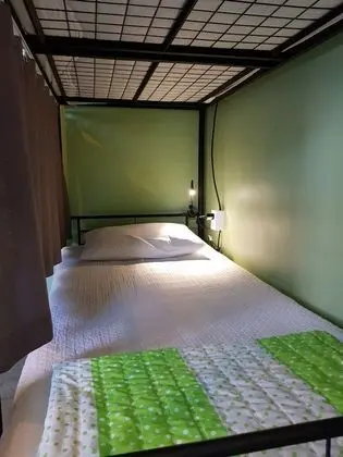 Ortak Ranzalı Oda, Sadece kadınlar için, Ortak Banyo (6-person, Foreigners only)