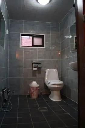 Ortak Ranzalı Oda, Sadece kadınlar için, Ortak Banyo (6-person, Foreigners only)