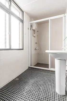 Ortak Ranzalı Oda, Sadece erkekler için