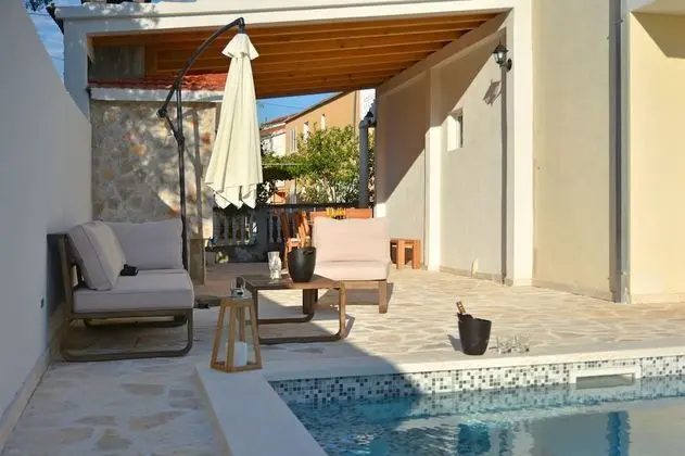 Villa, Kişiye Özel Havuzlu