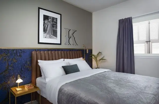 One Bedroom Apartment - English Basement