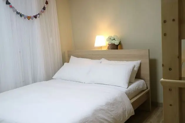Üç Kişilik Oda