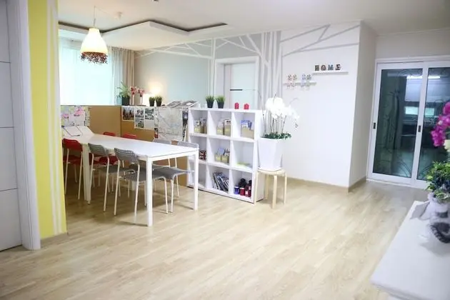 Üç Kişilik Oda