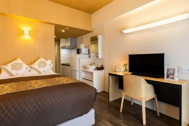 Standard Tek Büyük Yataklı Oda