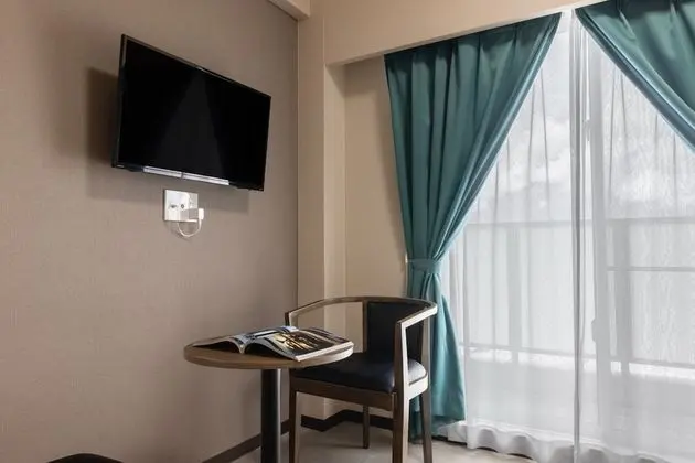 Basic Tek Büyük Yataklı Oda