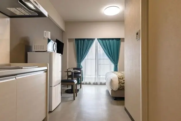 Basic Tek Büyük Yataklı Oda