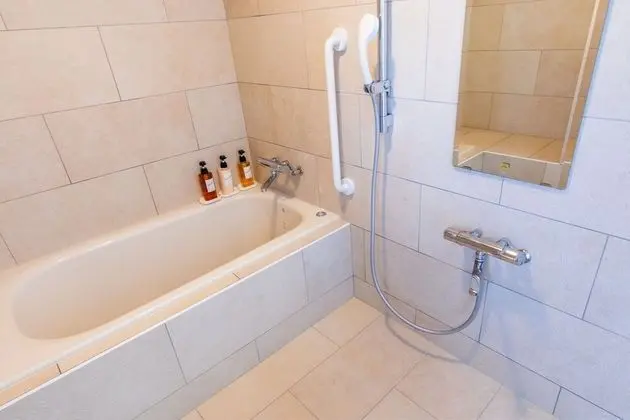 Deluxe Üç Kişilik Oda, Ek Bina
