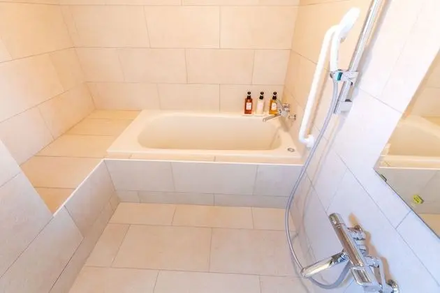 Deluxe Üç Kişilik Oda, Ek Bina