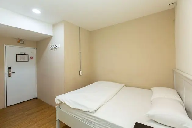 Standard Tek Büyük Yataklı Oda, Penceresiz