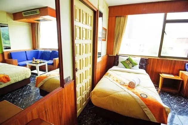 Deluxe Dört Kişilik Oda