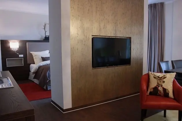 Exclusive Stüdyo, Şehir Manzaralı