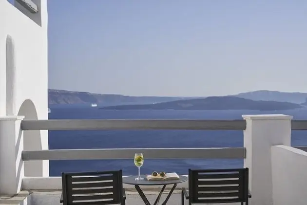 Superior Room with Caldera View