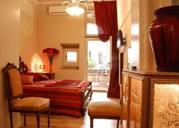 Deluxe Tek Büyük Yataklı Oda
