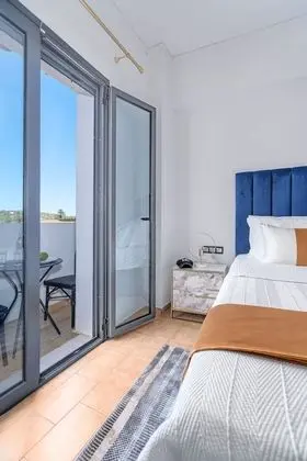 Superior Oda, Balkon