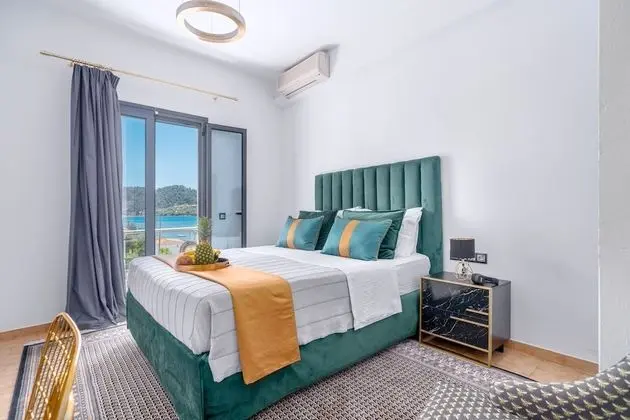 Superior Oda, Balkon, Deniz Manzaralı