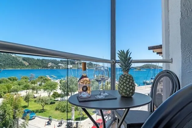 Superior Oda, Balkon, Deniz Manzaralı
