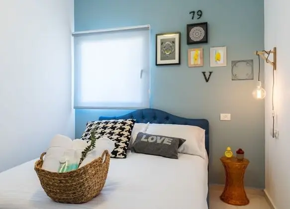 Three Bedroom Penthouse with Sea View