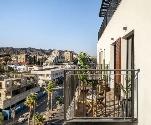 One Bedroom Apartment with Balcony