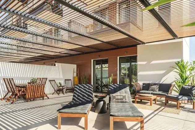 One Bedroom Apartment with Terrace and Parking
