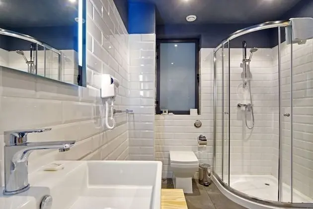 Deluxe Tek Büyük veya İki Ayrı Yataklı Oda