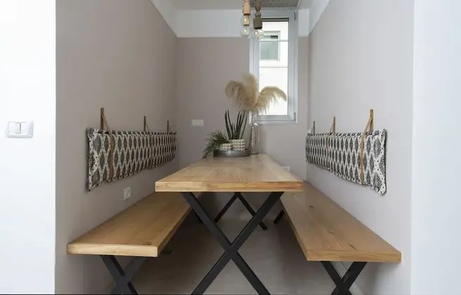 Three Bedroom Penthouse with Sea View