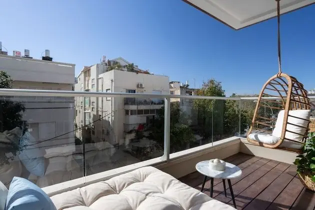 Two Bedroom Apartment with Balcony