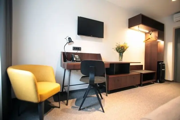 Comfort Tek Büyük veya İki Ayrı Yataklı Oda