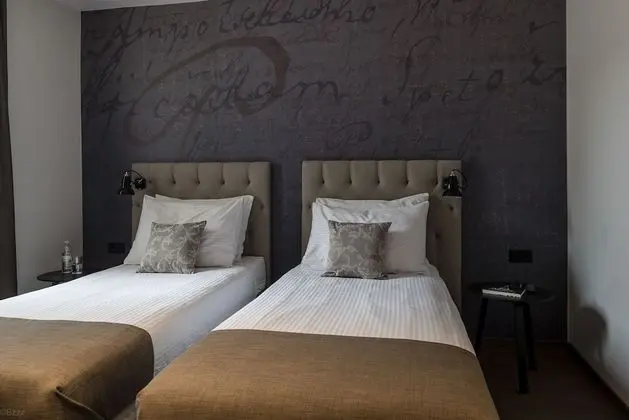 Comfort Tek Büyük veya İki Ayrı Yataklı Oda