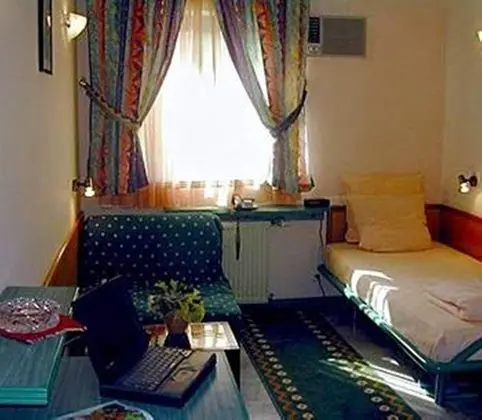 Tek Kişilik Oda Standard
